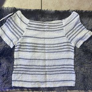 Super cute brand new white and gray crop top large